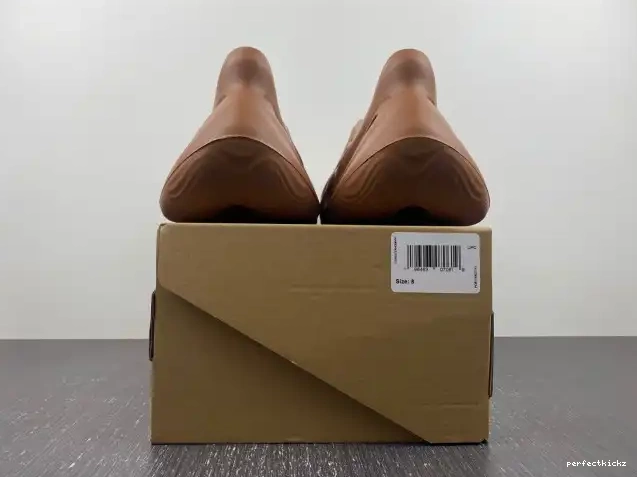 HP5335 RNR Adidas Yeezy Red Foam Clay 0507